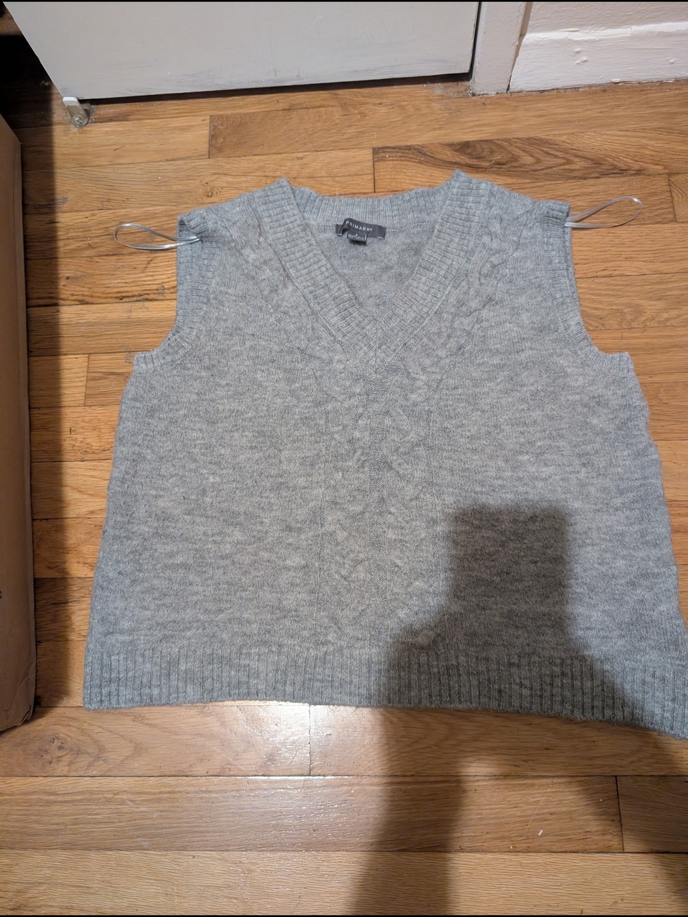 Primark Gray V-Neck Sleeveless Sweater Vest